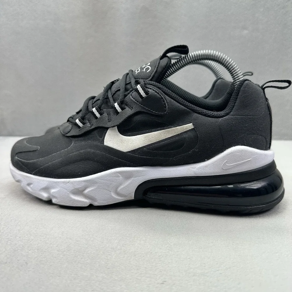 Womens 8 / 6.5Y Nike Air Max 270 React Shoes Black / White Athletic Sneakers